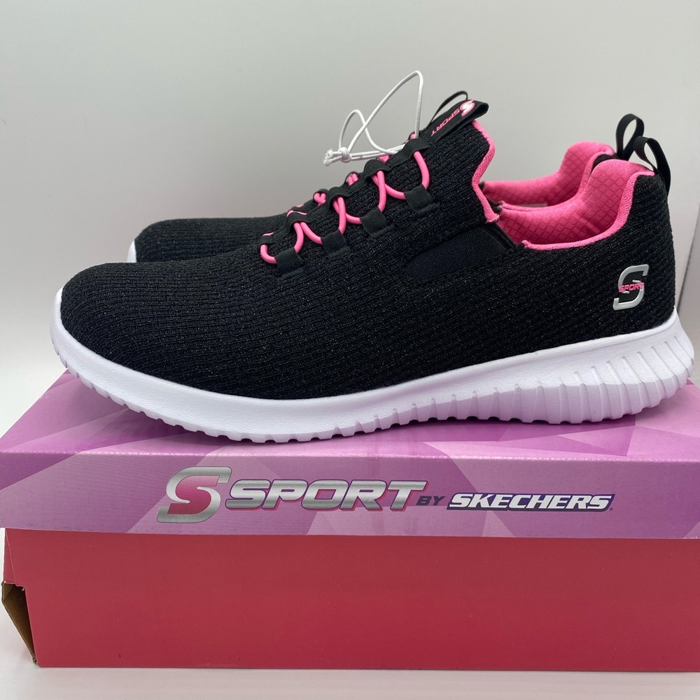 Sketchers sport shoes size 5